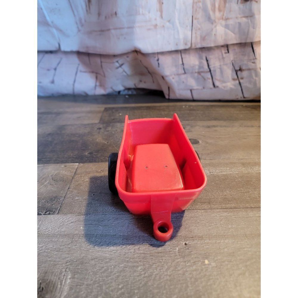 Red wagon toy figure plastic‎